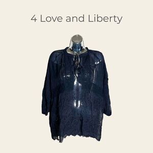 4 Love and Liberty Women’s Size Small Navy Lace Blouse